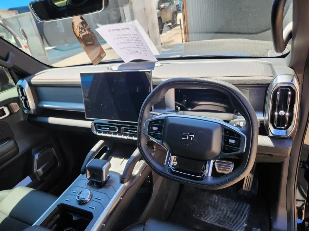 JETOUR T2 view 6