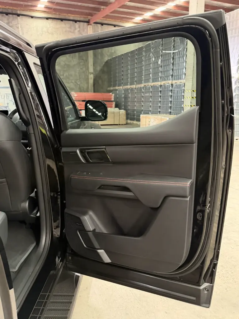 BYD SHARK 6 view 11