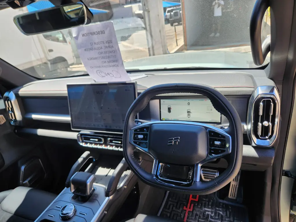 JETOUR T2 view 5