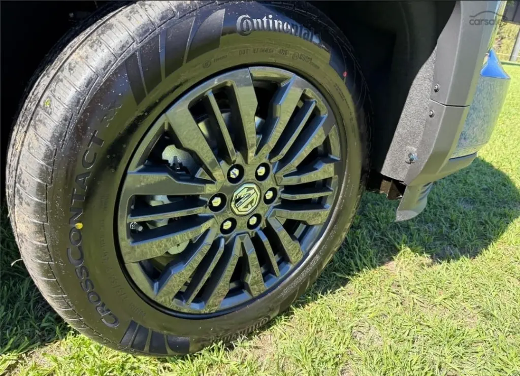 MG MG U9 view 7