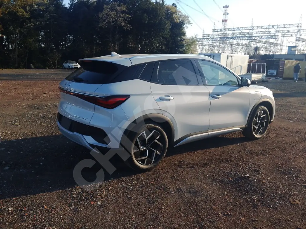 BYD ATTO 3 view 3