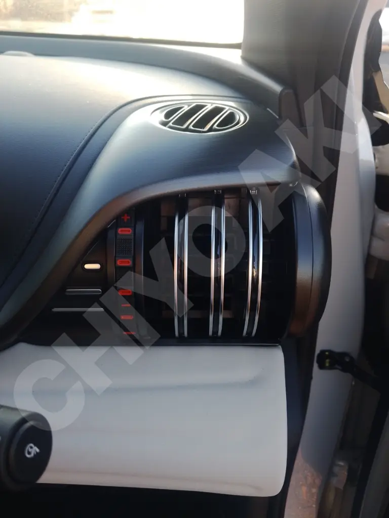 BYD ATTO 3 view 11