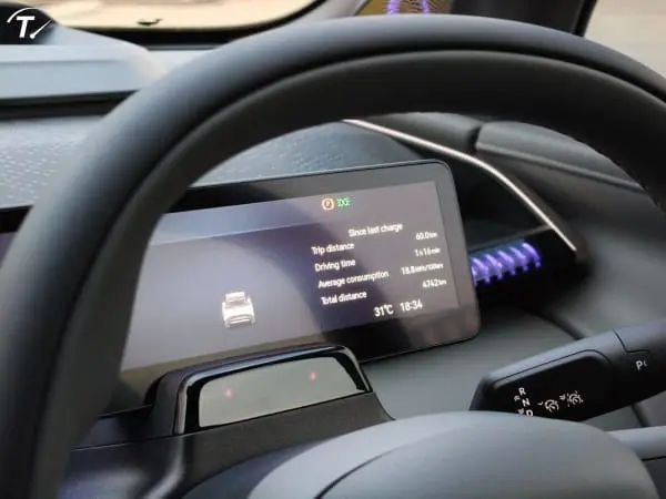 ZEEKR X view 8