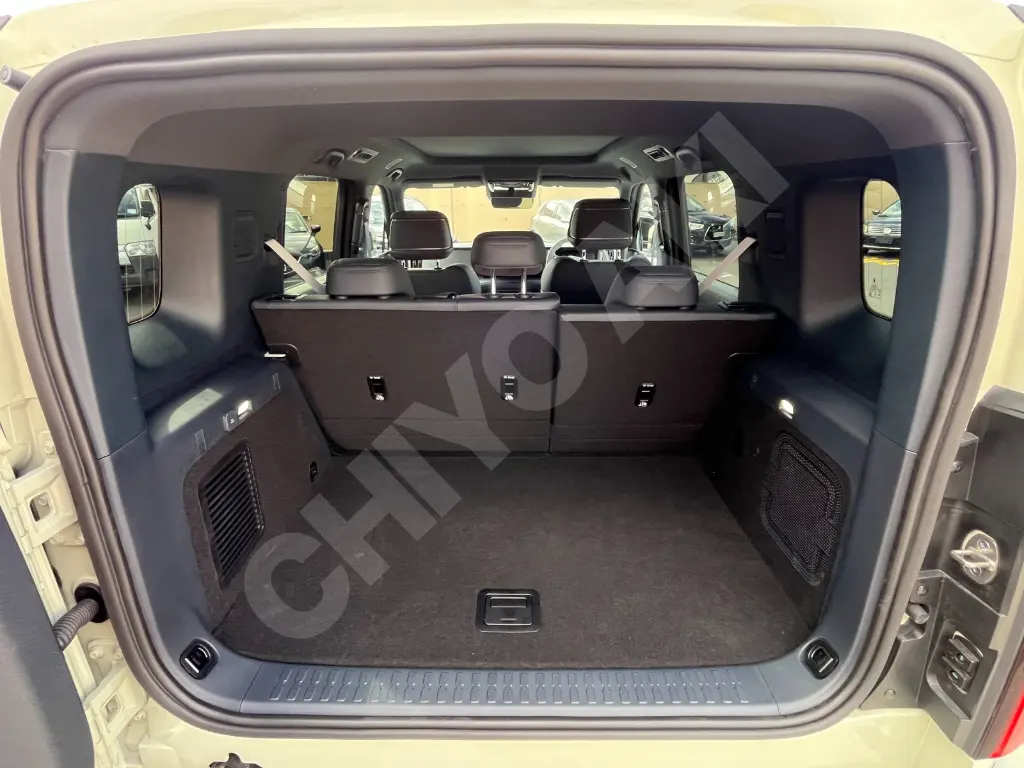 BYD DENZA B5 view 7