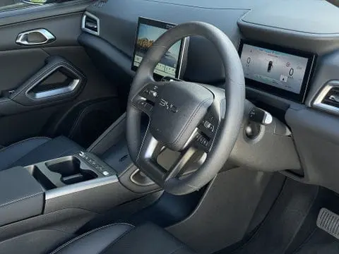 BYD ATTO 2 view 5