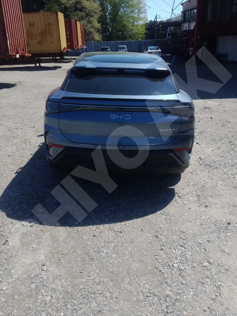 BYD SEALION 7 view 5