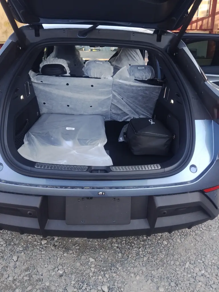 BYD SEALION 7 view 8