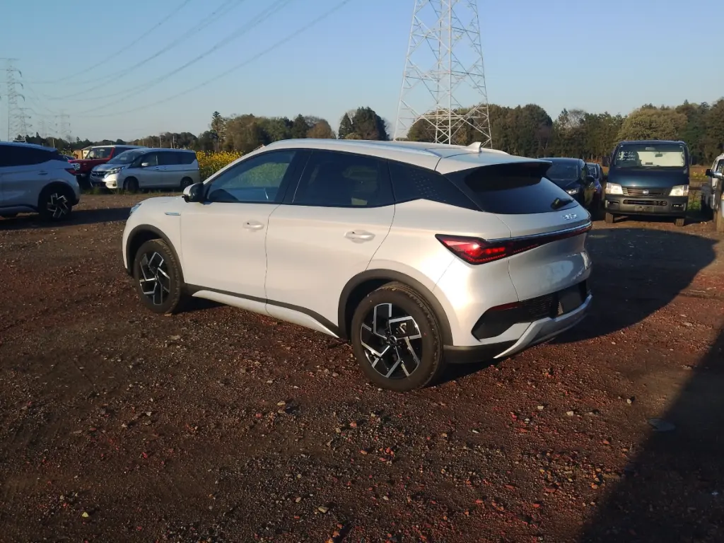 BYD ATTO 3 view 4