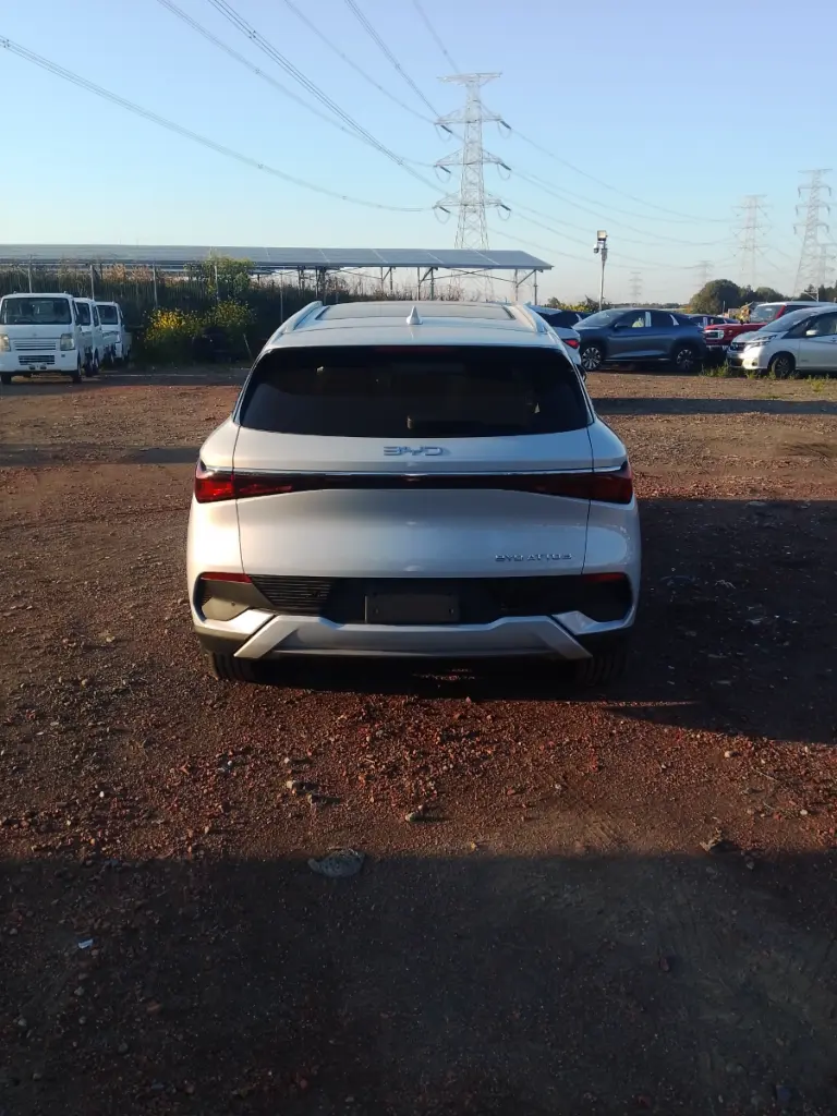 BYD ATTO 3 view 5