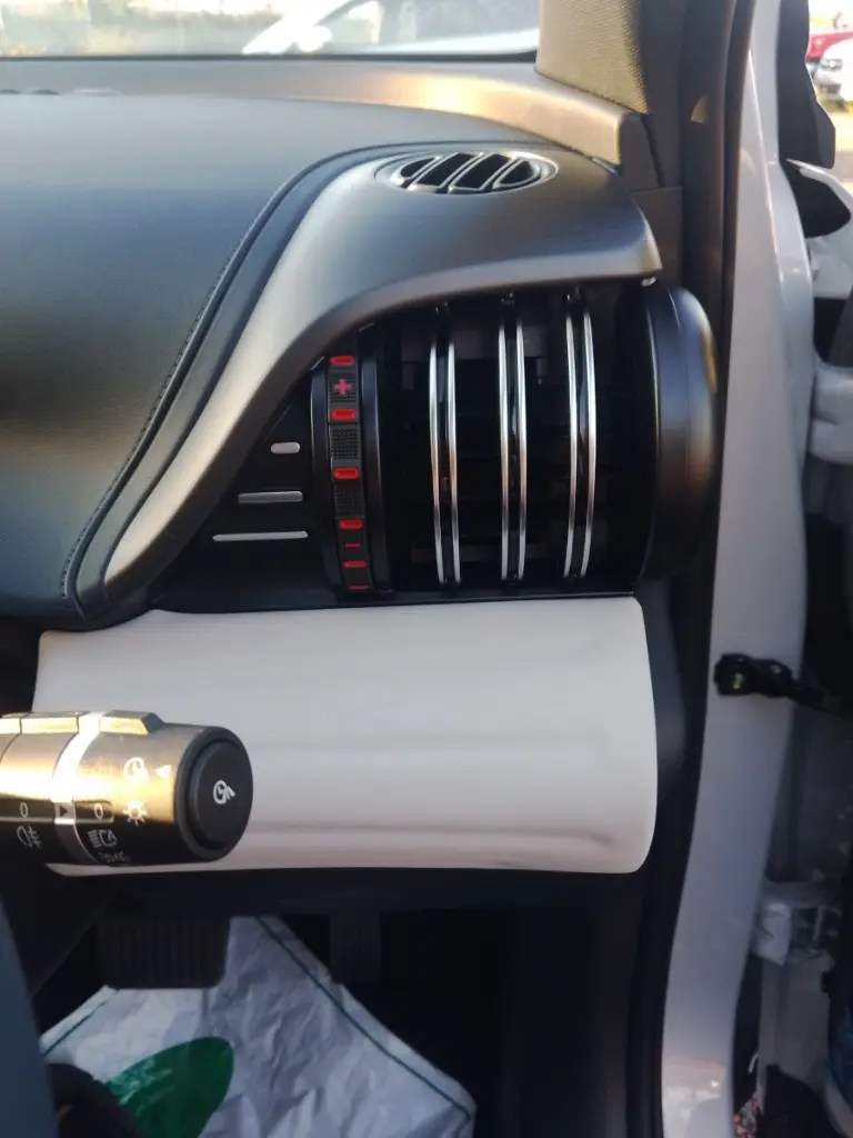 BYD ATTO 3 view 11