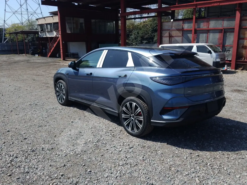 BYD SEALION 7 view 3