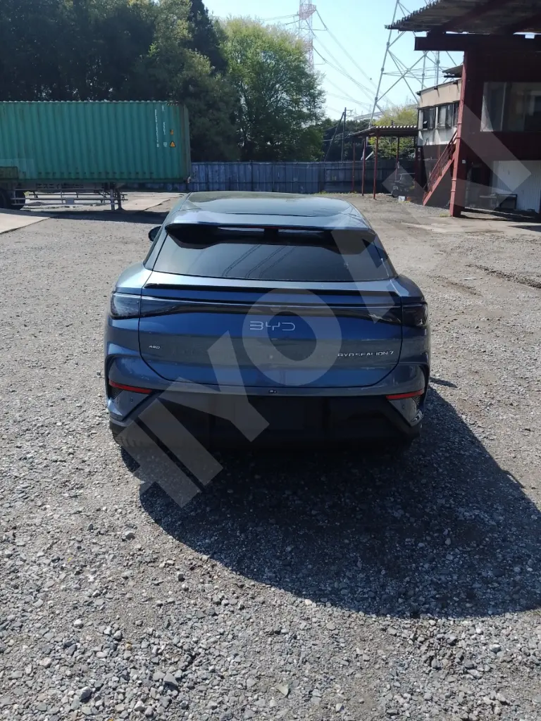 BYD SEALION 7 view 4