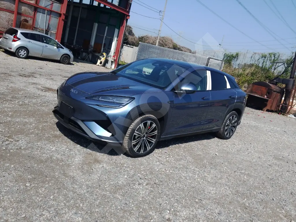 BYD SEALION 7 view 2