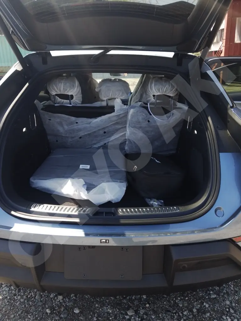 BYD SEALION 7 view 8