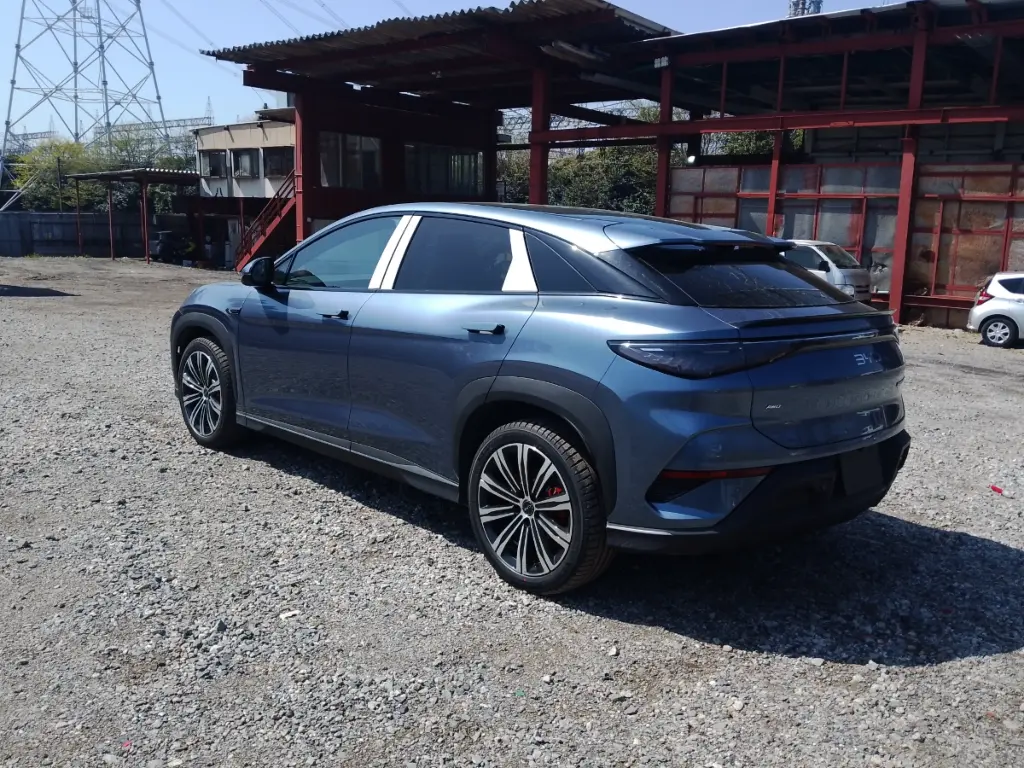 BYD SEALION 7 view 4