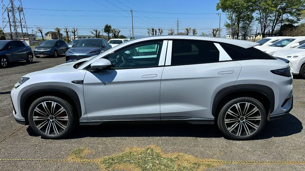 BYD SEALION 7 view 5