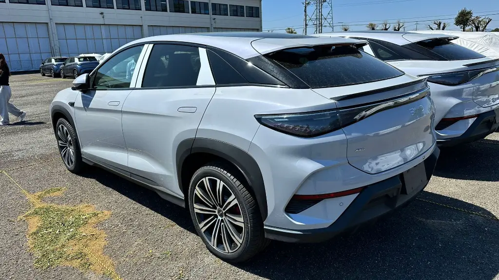 BYD SEALION 7 view 6