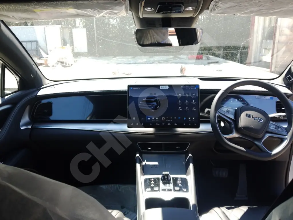 BYD SEALION 7 view 10