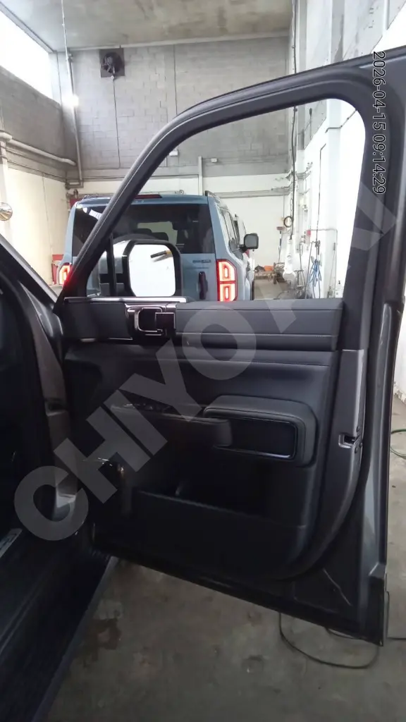 BYD DENZA B5 view 12