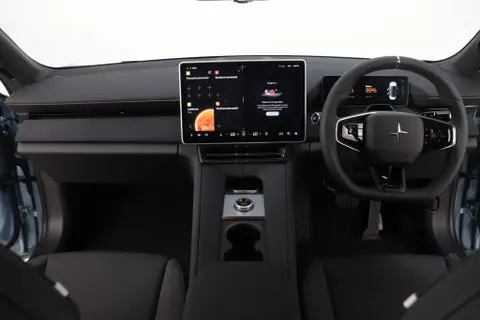 POLESTAR 4 view 7