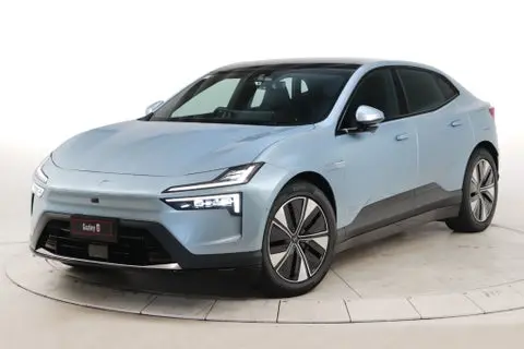 POLESTAR 4 view 2
