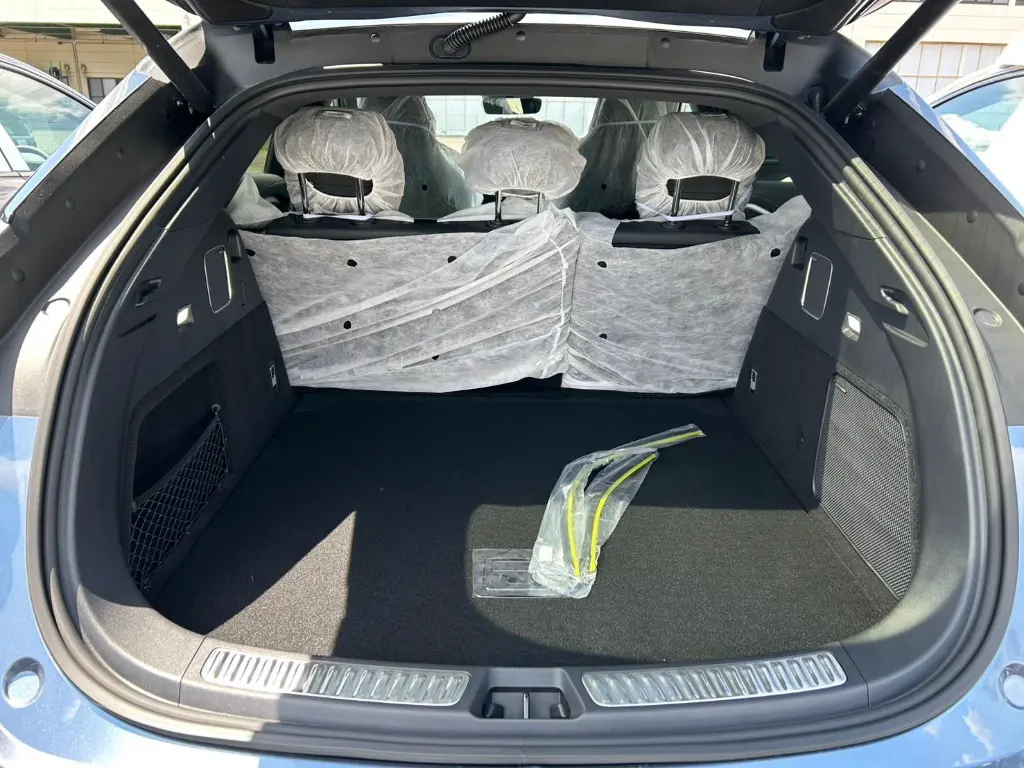 BYD SEALION 7 view 4