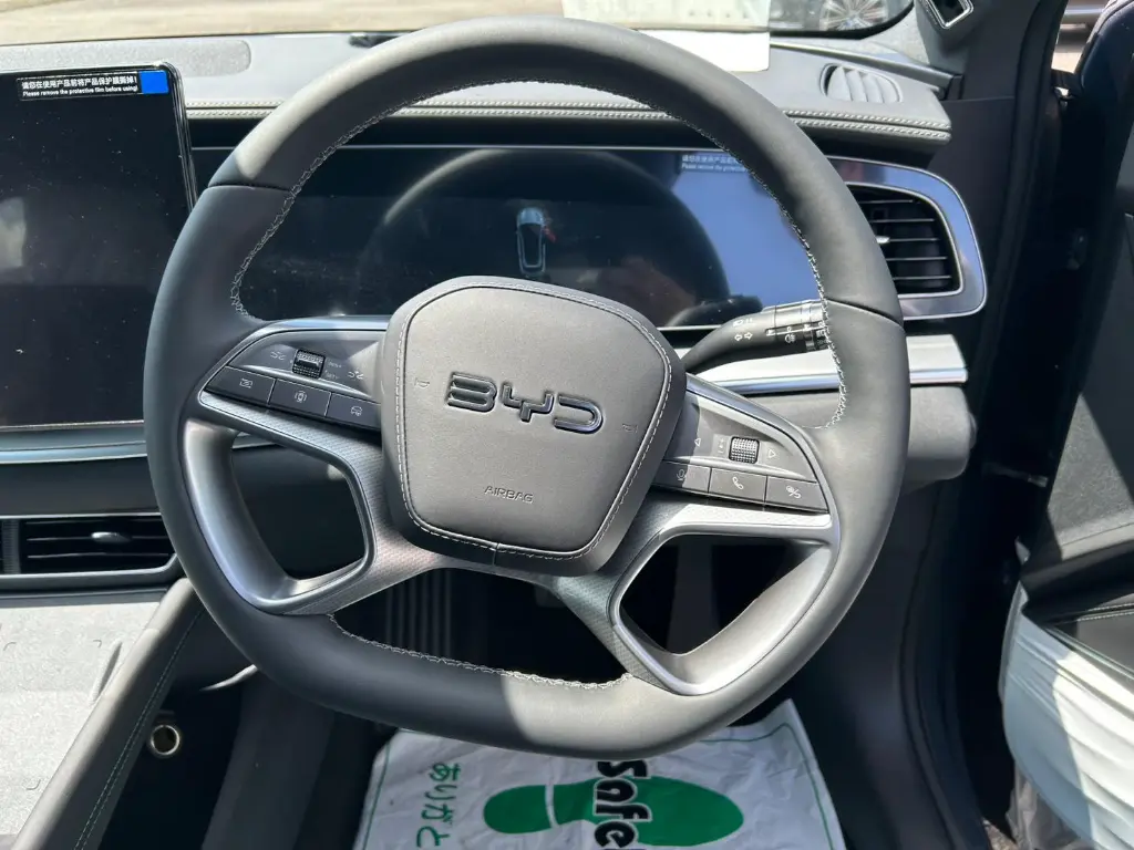 BYD SEALION 7 view 6