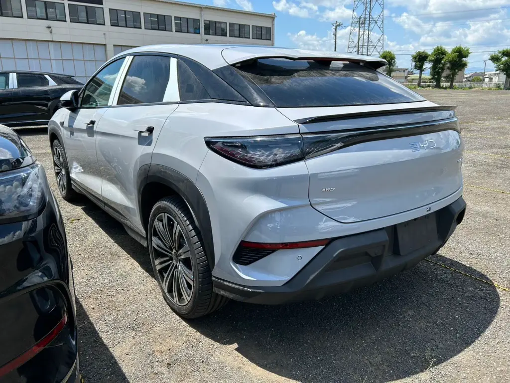 BYD SEALION 7 view 5