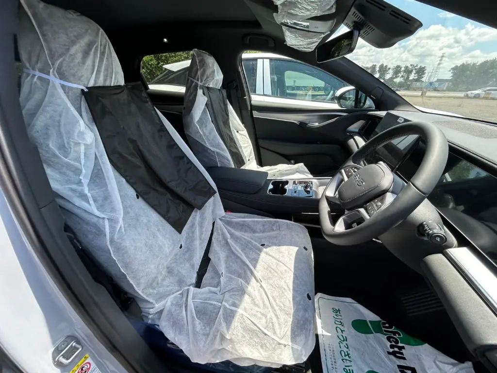 BYD SEALION 7 view 8