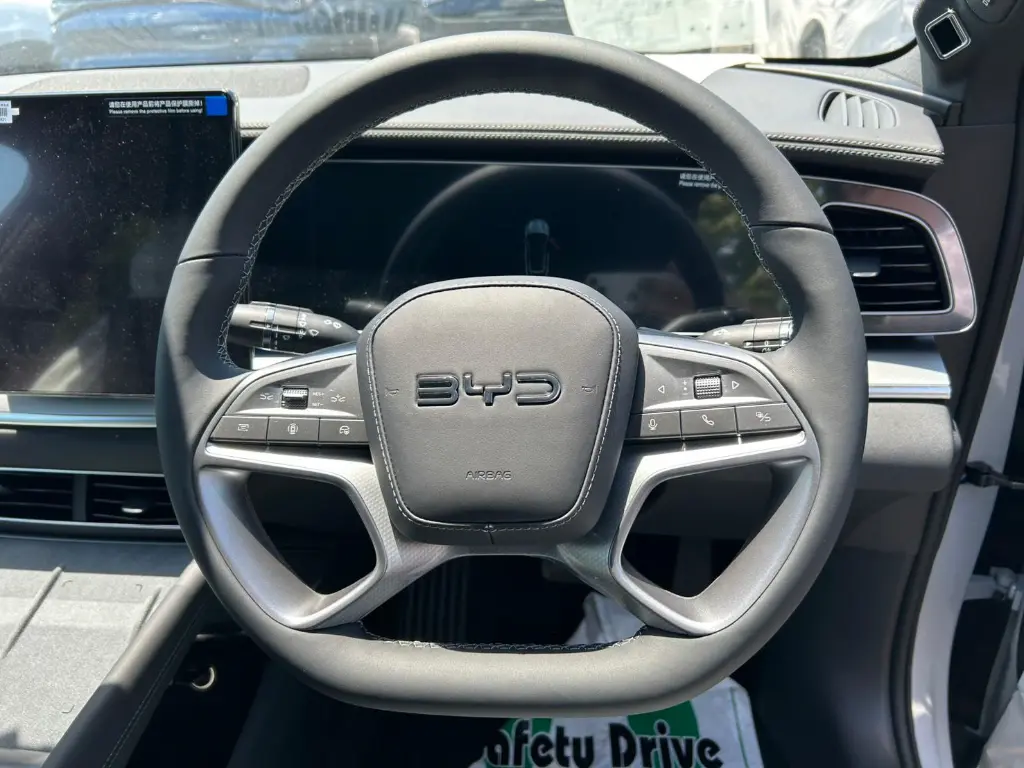 BYD SEALION 7 view 12