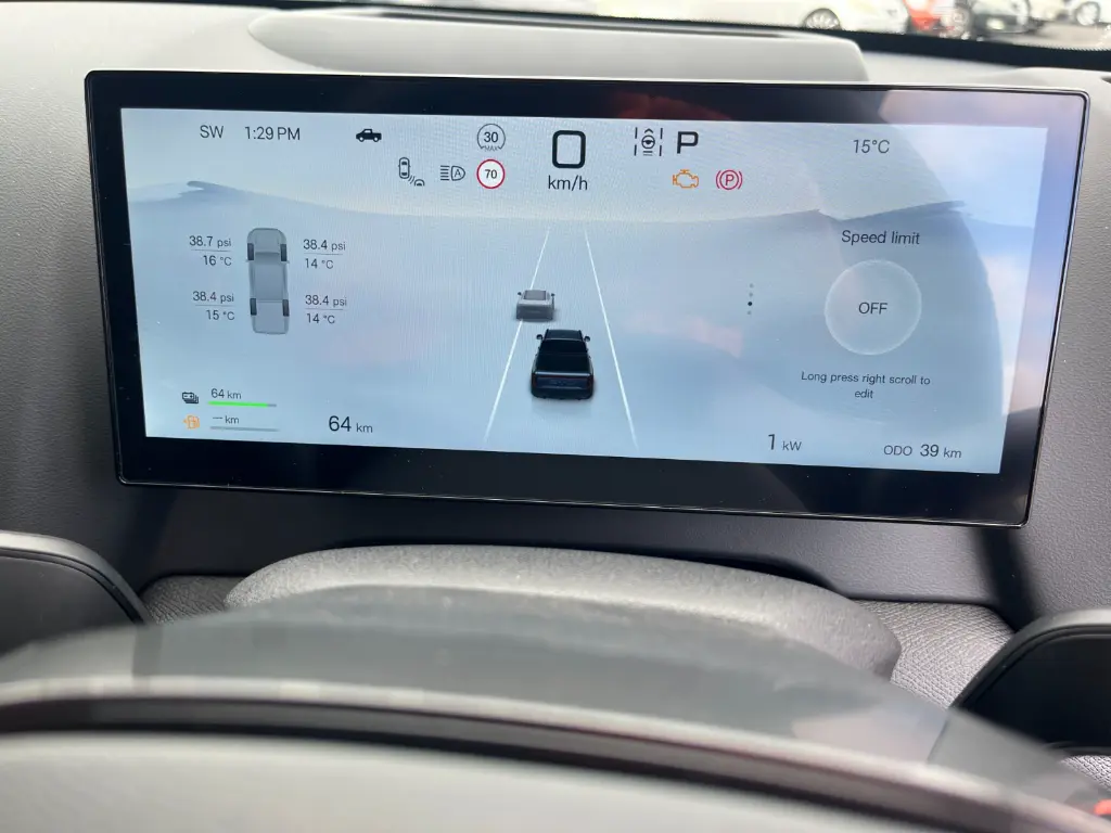 BYD SHARK 6 view 13
