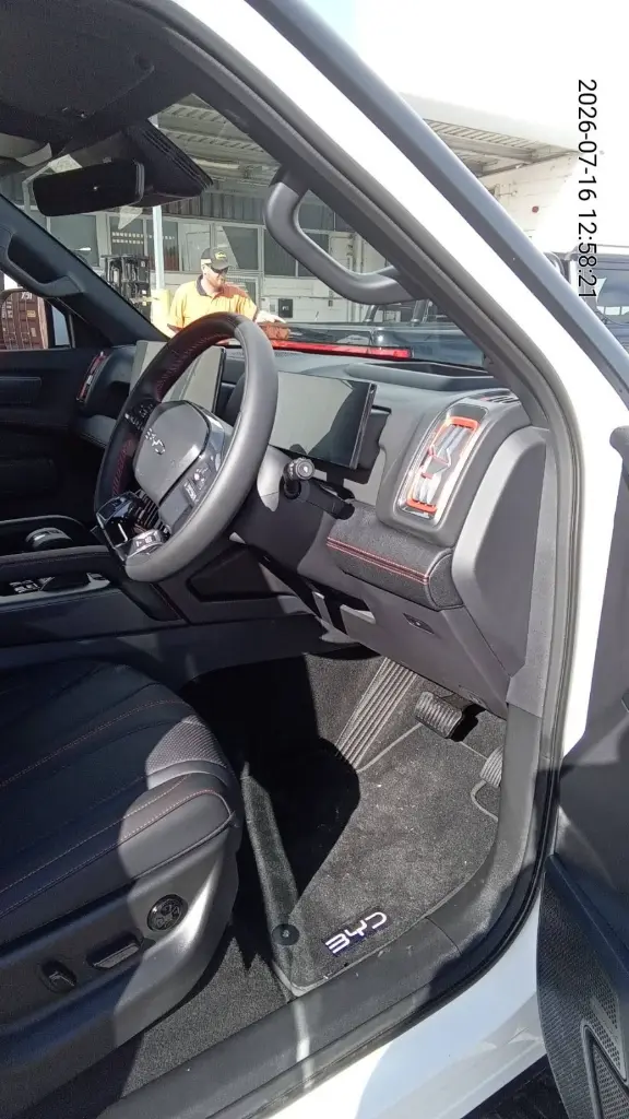 BYD SHARK 6 view 6