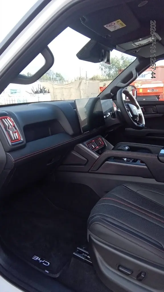 BYD SHARK 6 view 8