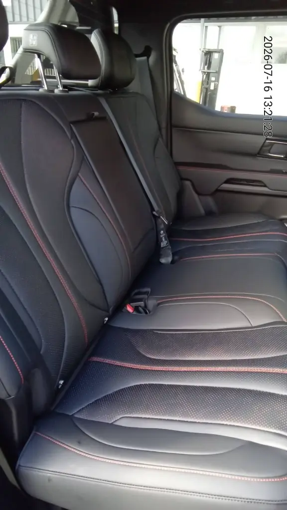 BYD SHARK 6 view 12
