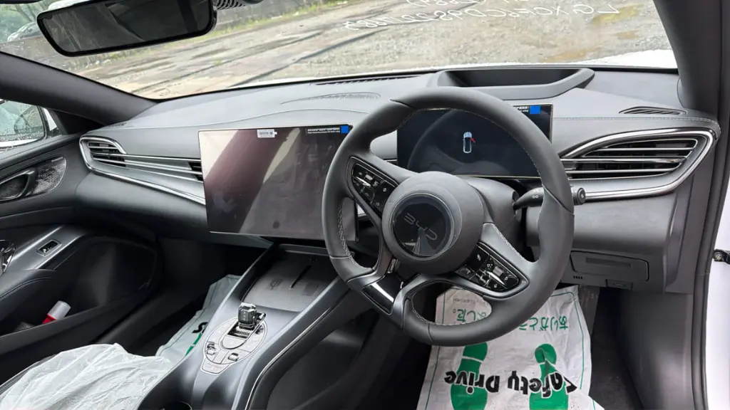 BYD SEAL view 10