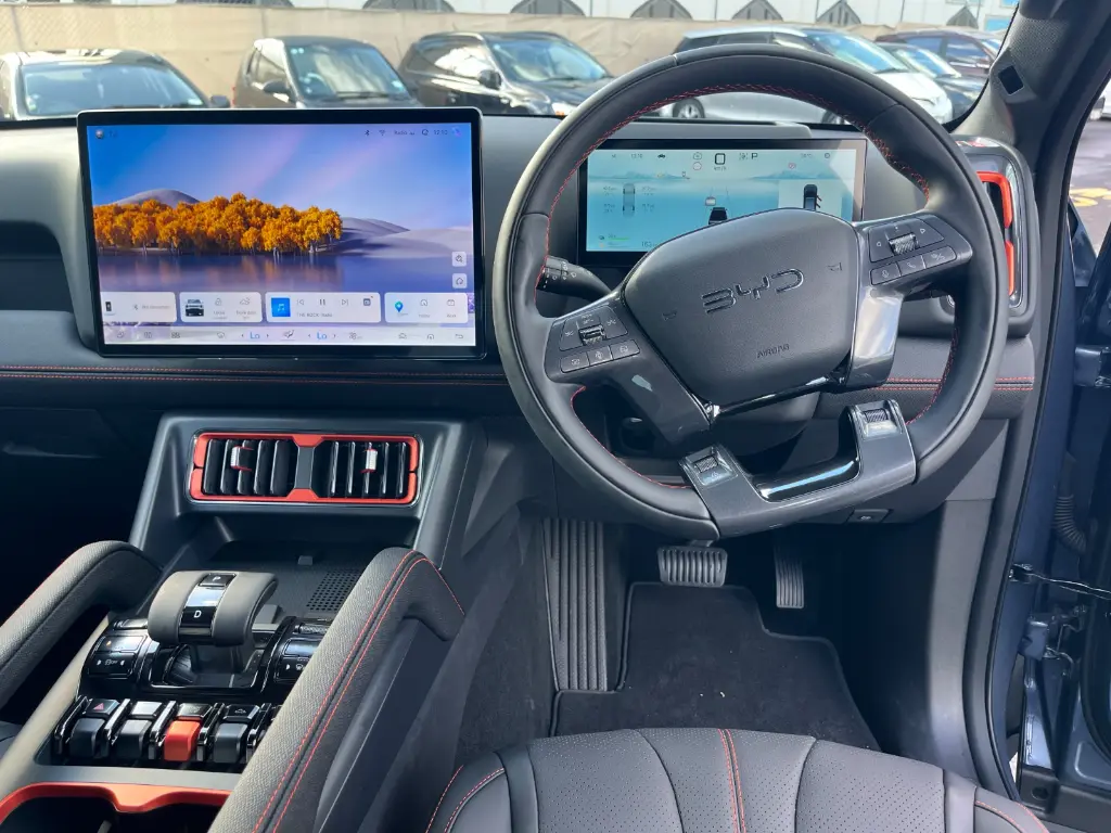 BYD SHARK 6 view 8