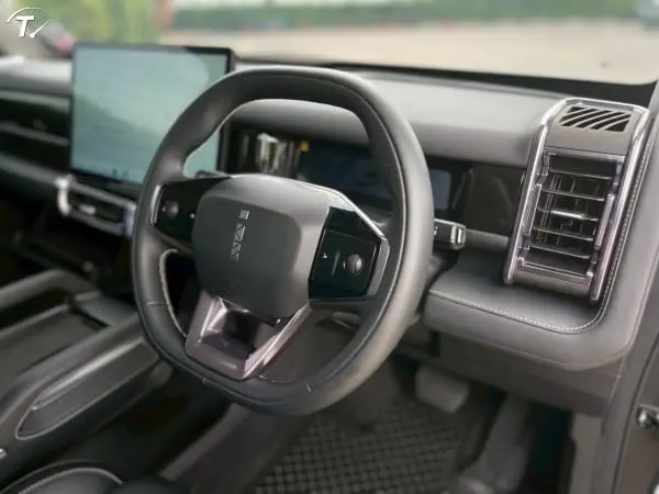 JAECOO J6 EV view 8