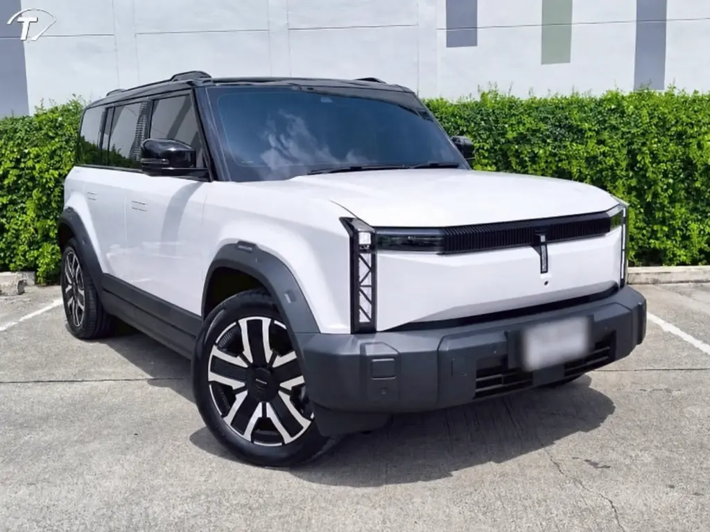 JAECOO J6 EV view 2