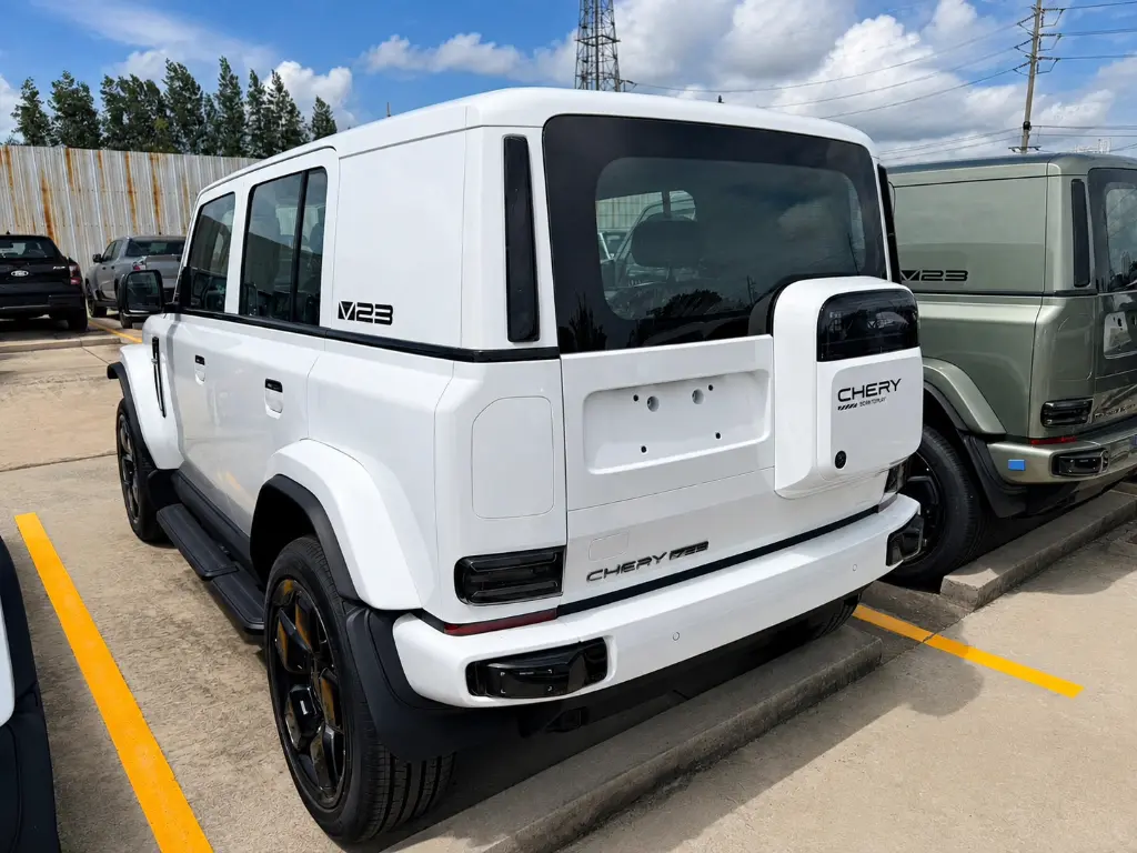 CHERY ICAR V23 view 4