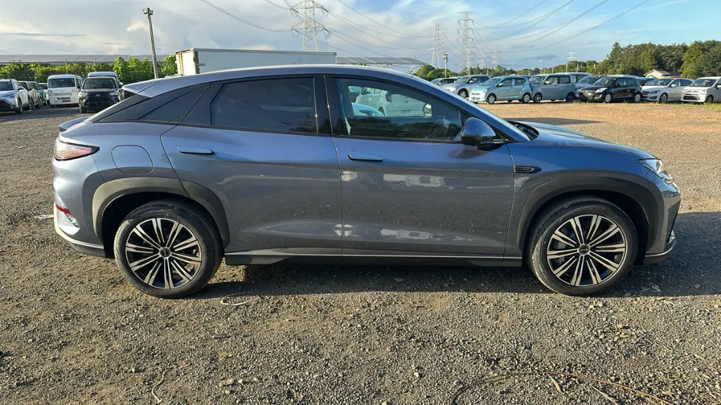 BYD SEALION 7 view 4