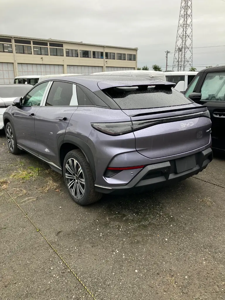 BYD SEALION 7 view 2