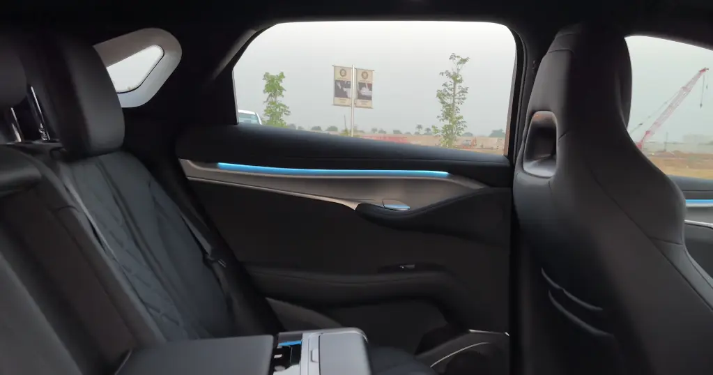 BYD SEALION 7 view 18