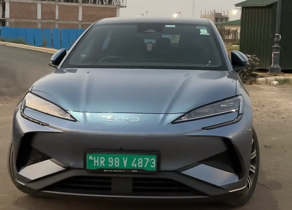 BYD SEALION 7 view 23